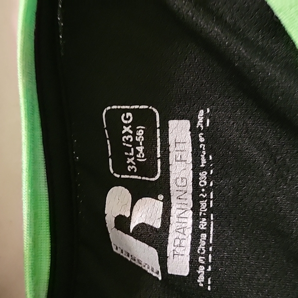 Men's Russell AthleticTraining Fit Shirt Size 3XL Green and Black - Picture 5 of 5